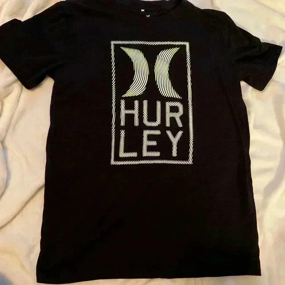 Hurley boys tshirt size‎ 14/16